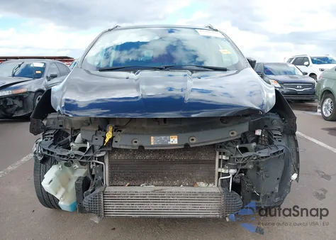 2014 Ford Escape Titanium z USA, uszkodzony, nr VIN 1FMCU9J93EUD13221